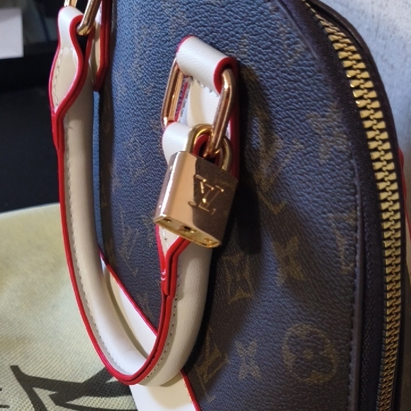 Brown and White Satchel with Red Accents - Picture 4 of 10
